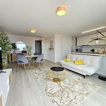 Garajau Palace Sea View Ii By Rentallido Caniço