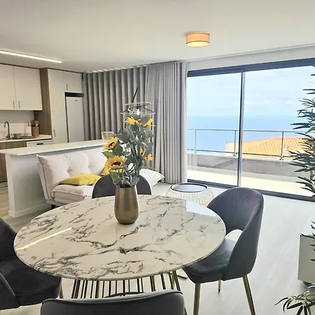 Garajau Palace Sea View Ii By Rentallido